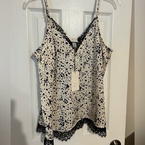 A New Day size medium lace tank camisole NWT